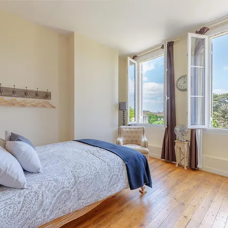 Les Maisons D'emilion