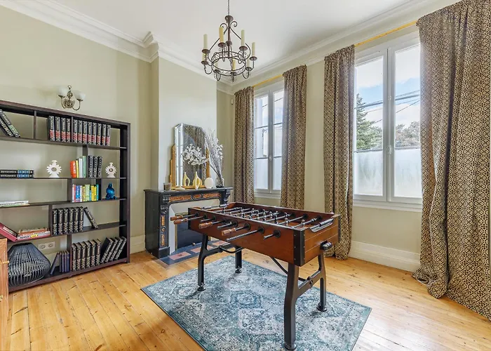 Les Maisons D'emilion