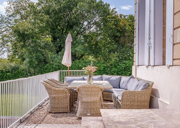 Les Maisons D'emilion