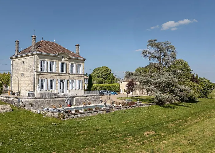 Les Maisons D'emilion 度假居